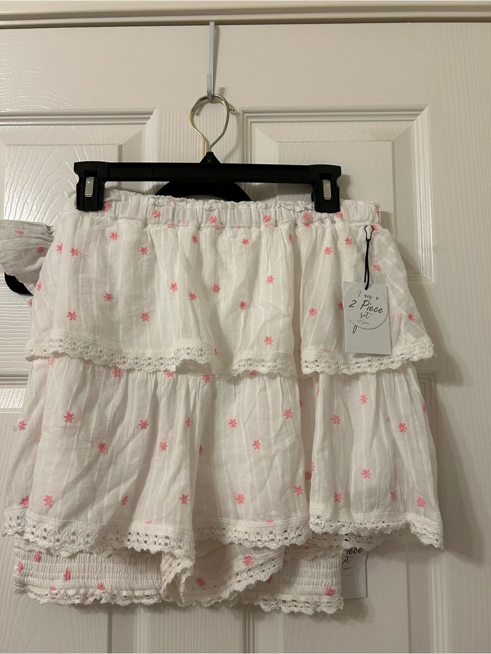 NWT Floral White & Pink 2-piece set - Picture 3 of 6